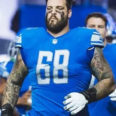 Taylor Decker height profile photo