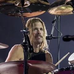 Taylor Hawkins height profile photo