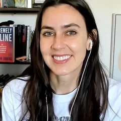 Taylor Lorenz height profile photo