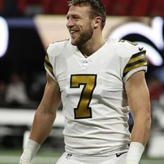 Taysom Hill height profile photo
