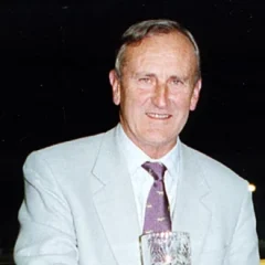 Ted Dexter height profile photo