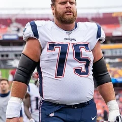 Ted Karras (offensive lineman) height profile photo