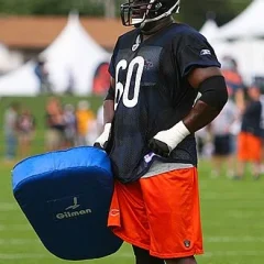 Terrence Metcalf height profile photo