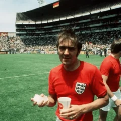 Terry Cooper (footballer, born 1944) height profile photo
