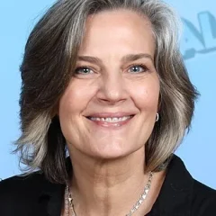 Terry Farrell (actress) height profile photo