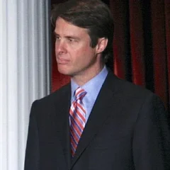 Terry Moran height profile photo