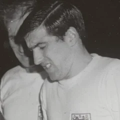 Terry Venables height profile photo