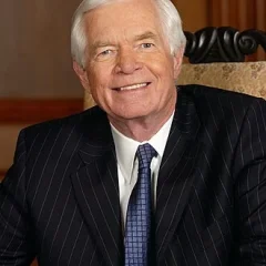 Thad Cochran height profile photo
