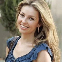 Thalía height profile photo
