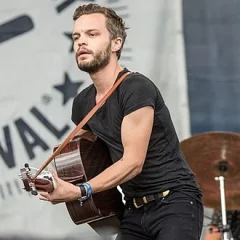 The Tallest Man on Earth height profile photo