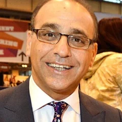Theo Paphitis height profile photo