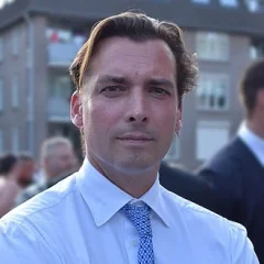 Thierry Baudet height profile photo
