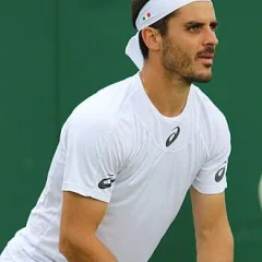 Thomas Fabbiano height profile photo