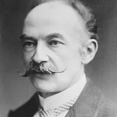 Thomas Hardy height profile photo
