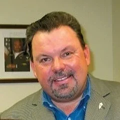 Thomas Kinkade height profile photo