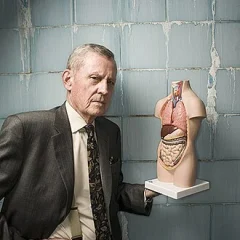 Thomas Starzl height profile photo