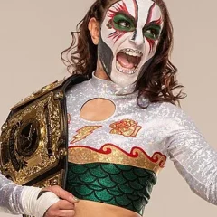 Thunder Rosa height profile photo