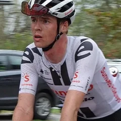 Thymen Arensman height profile photo