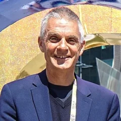Tim Davie height profile photo