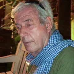 Tim Page (photographer) height profile photo