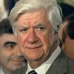 Tip O'Neill height profile photo
