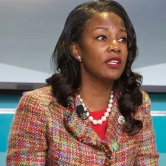 Tishaura Jones height profile photo