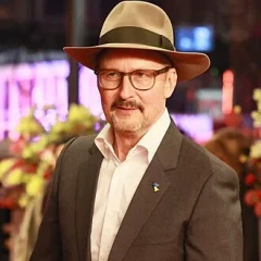 Todd Field height profile photo
