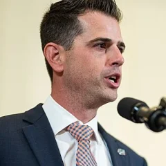 Todd Golden height profile photo