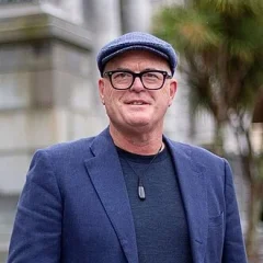 Todd Muller height profile photo