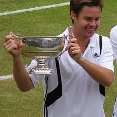 Todd Woodbridge height profile photo