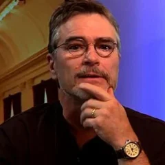 Tom Bodett height profile photo