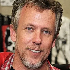 Tom Byron height profile photo