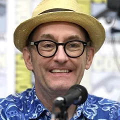 Tom Kenny height profile photo