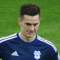 Tom Lawrence height profile photo