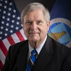 Tom Vilsack height profile photo