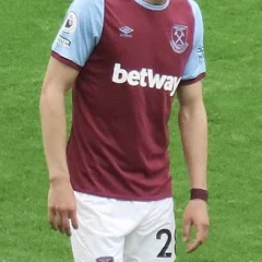 Tomáš Souček height profile photo