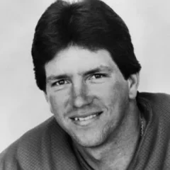 Tommy Kramer height profile photo
