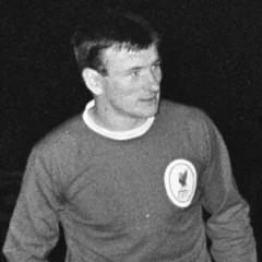 Tommy Smith (footballer, born 1945) height profile photo