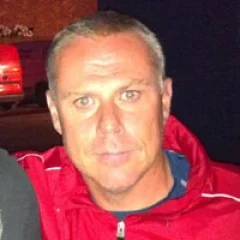 Tommy Wright (footballer, born 1966) height profile photo