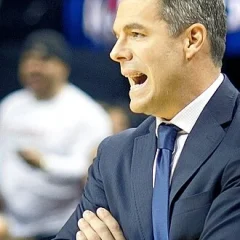 Tony Bennett (basketball) height profile photo