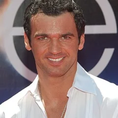 Tony Dovolani height profile photo