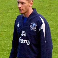 Tony Hibbert height profile photo