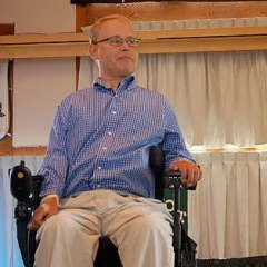 Travis Roy height profile photo