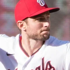 Trea Turner height profile photo