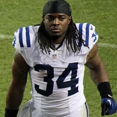 Trent Richardson height profile photo