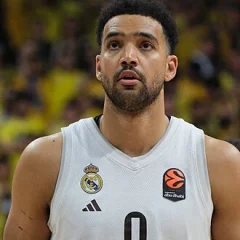 Trey Lyles height profile photo