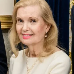 Tricia Nixon Cox height profile photo