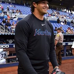Tyler Phillips height profile photo