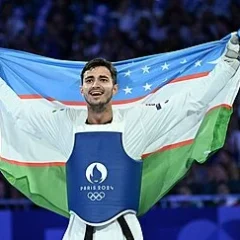 Ulugbek Rashitov height profile photo
