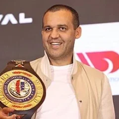 Umar Kremlev height profile photo